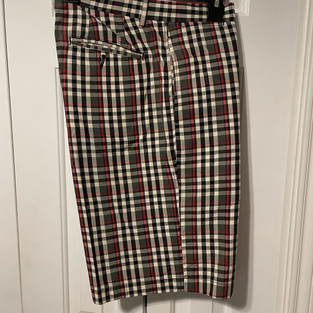 Size 32 linen shorts